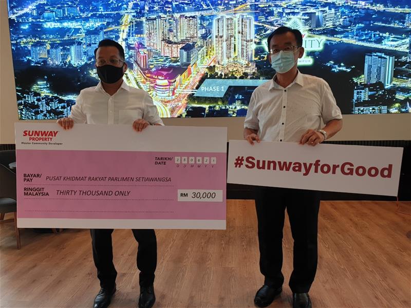 Sunway Group collaborates with Sunway Property donated RM 30,000 to Pusat Khidmat Rakyat Setiawangsa